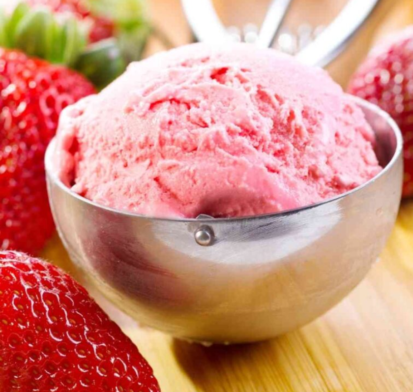 Sugar-Free Strawberry Ice Cream