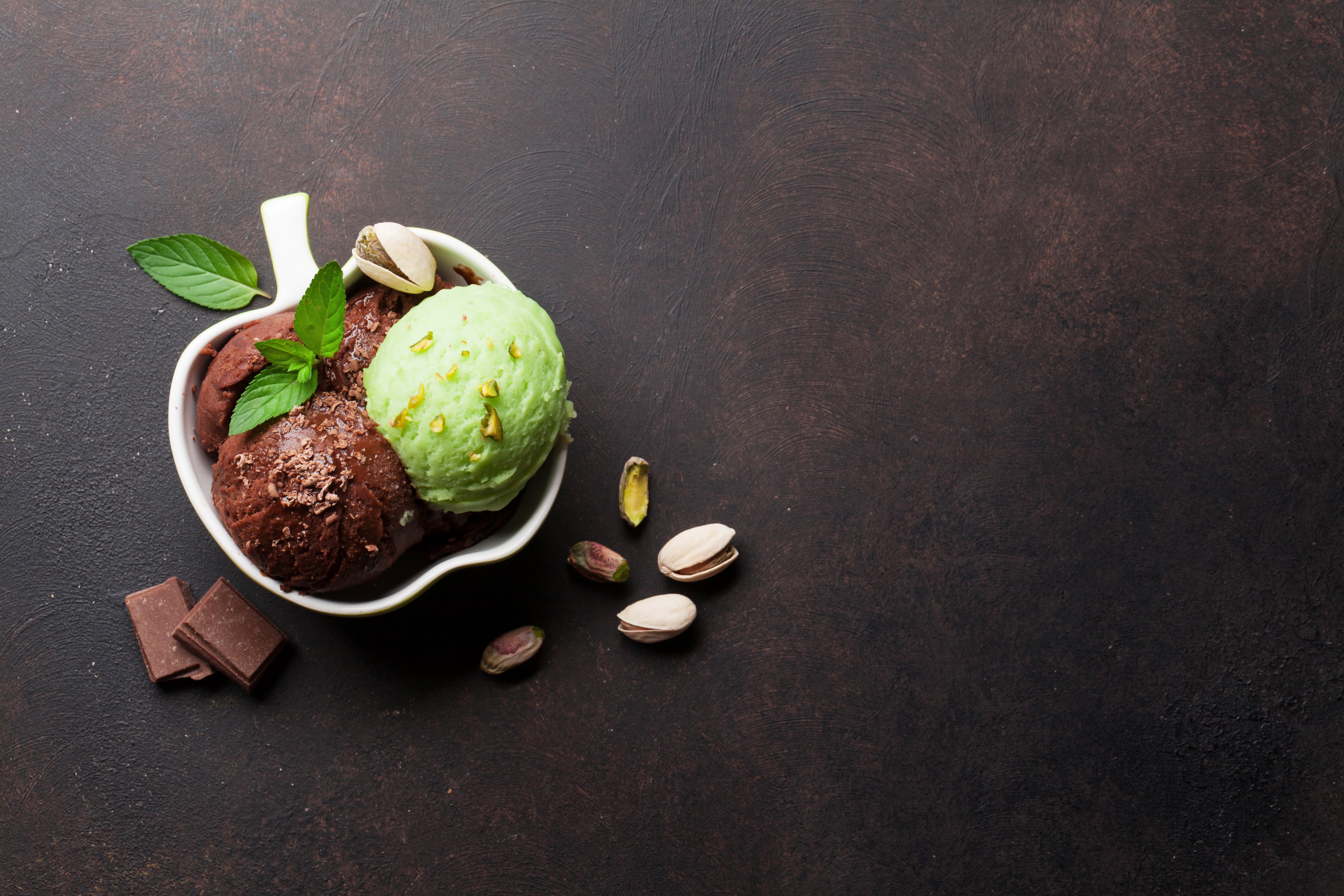 MINT CHOCOLATE GELATO